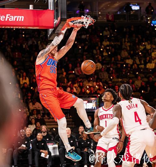 火箭三节86-89落后掘金,比赛胜负难料 火箭三节86-89落后掘金,比赛胜负难料